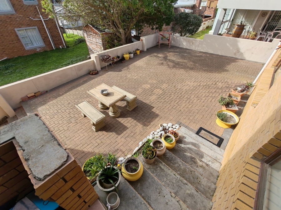 3 Bedroom Property for Sale in Perlemoenbaai Western Cape